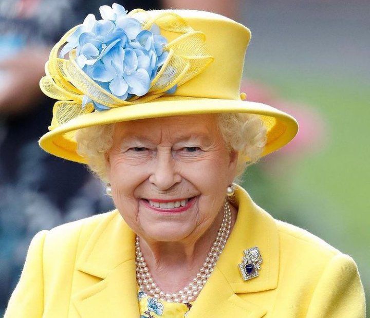 Morre aos 96 anos a rainha Elizabeth II