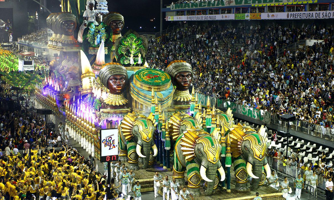 Carnaval em São Paulo: Escolas de Samba entregam valorização das culturas presentes em nosso país 