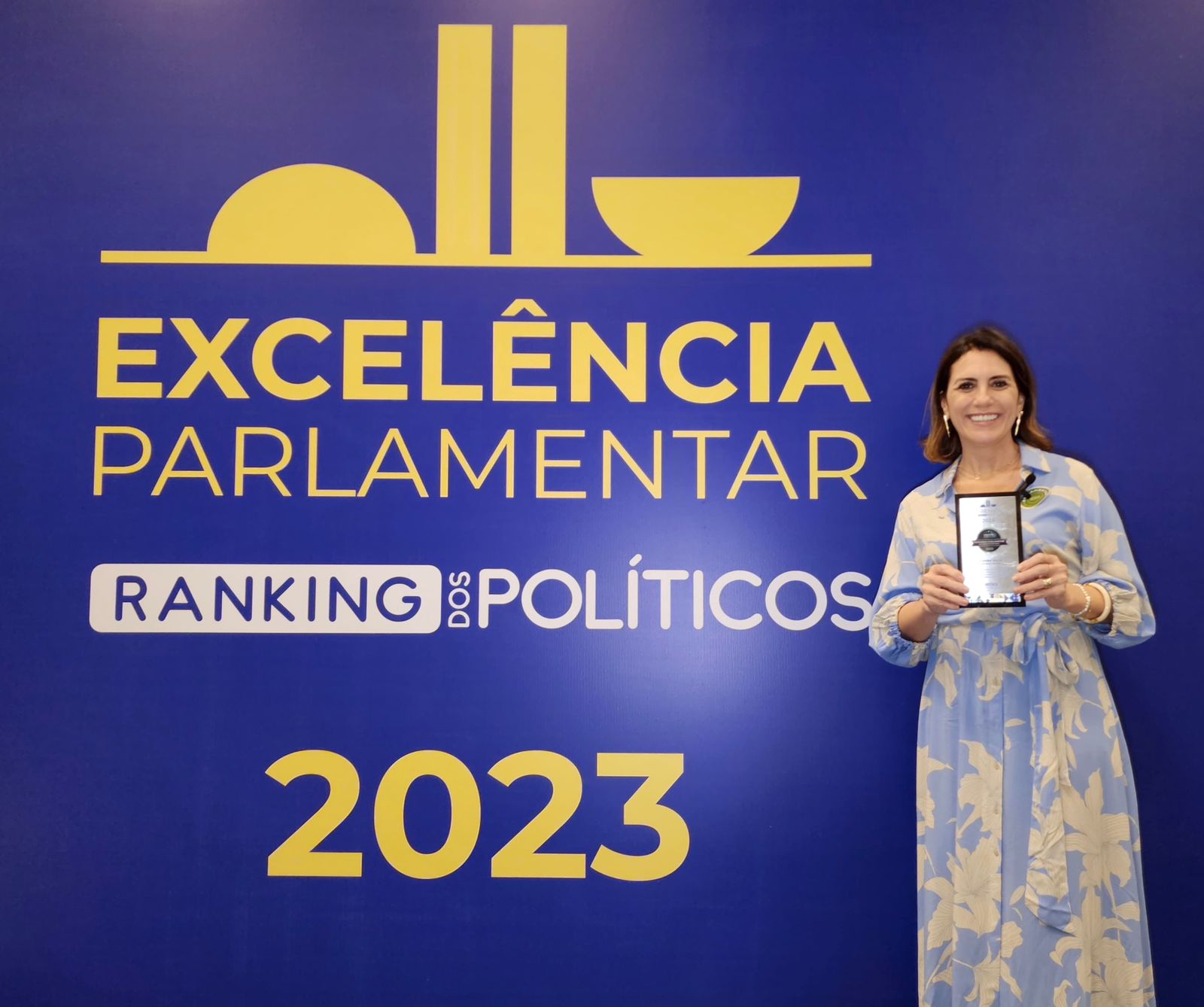 Rosana Valle termina 2023 entre os melhores deputados do Brasil 