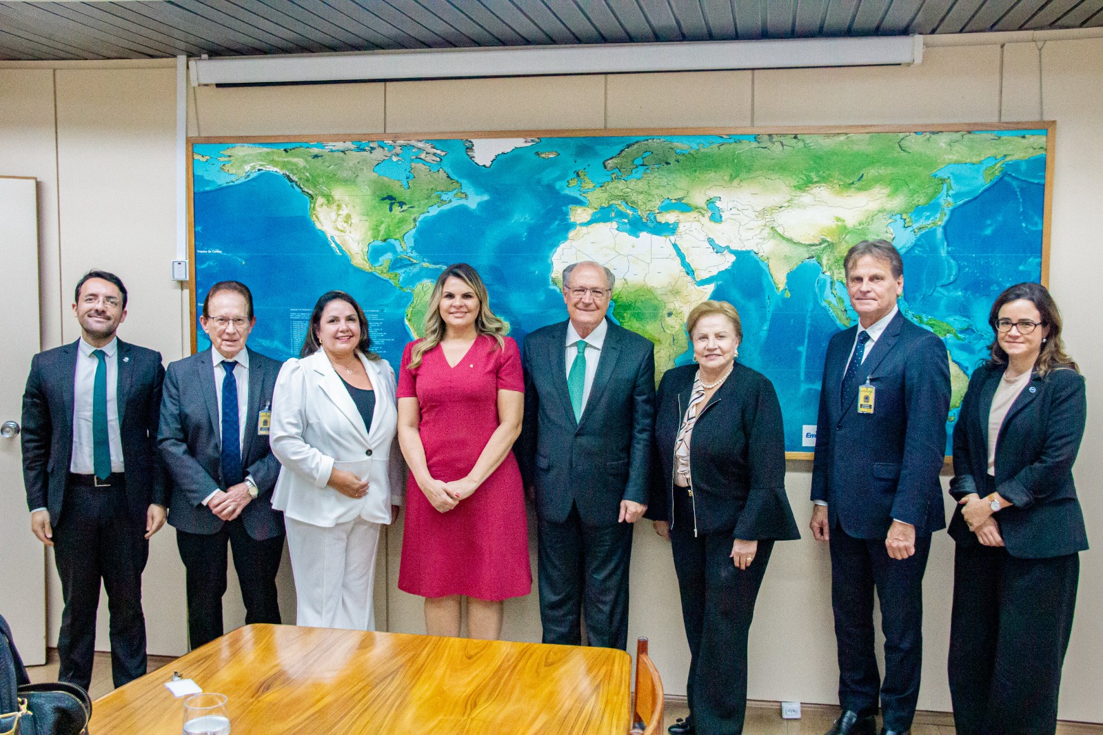 Em Brasília, Deputada Carla Morando defende políticas para indústria paulista em audiência com o Vice-Presidente Geraldo Alckmin