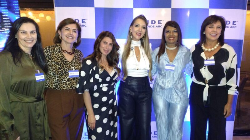 LIDE Grande ABC realiza encontro sobre liderança feminina com Carol de Nadai Matos e reforça protagonismo das mulheres nos negócios