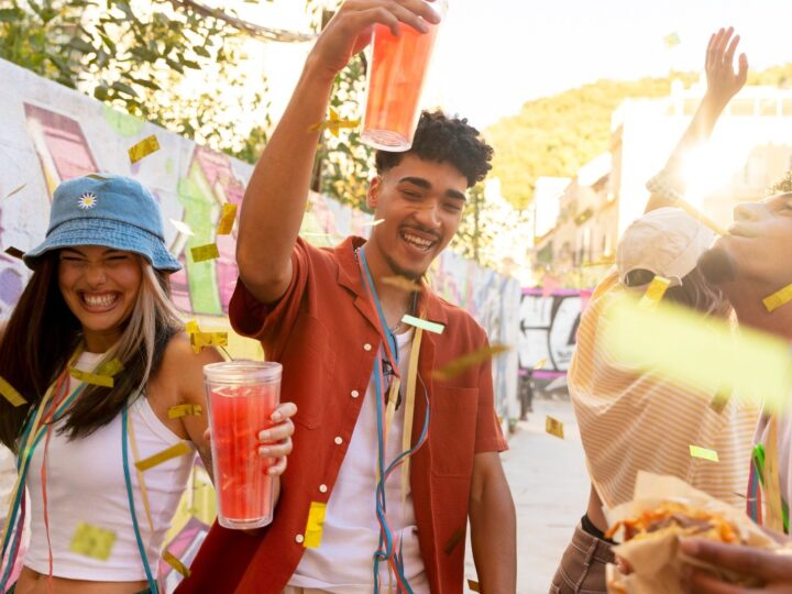 Carnaval: como se proteger do calor e da desidratação na folia