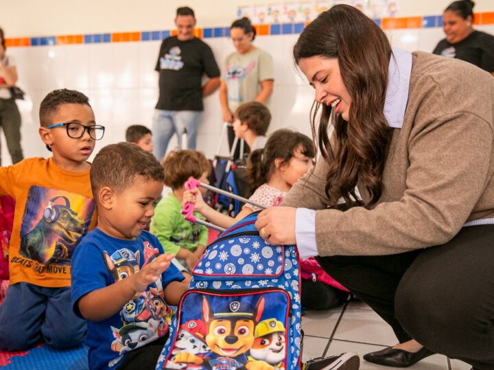 Campanha liderada por Jéssica Roberta já arrecada mais de 1,2 mil brinquedos em Santo André